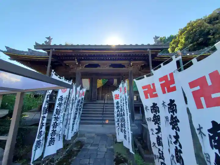観福寺の本殿・本堂