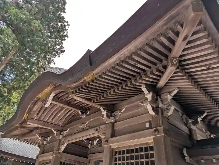 彌彦神社の{uncategorized: "未分類", other: "その他", undefined: "問題あり", building: "その他建物", grave: "お墓", sacred_gate: "鳥居", guardian: "狛犬", statue: "像", buddha: "仏像", history: "歴史", nature: "自然", garden: "庭園", animal: "動物", pagoda: "塔", temizu: "手水舎", mountain_gate: "山門・神門", sanctuary: "本殿・本堂", subordinate: "末社・摂社", art: "芸術", scenery: "景色", jizo: "地蔵", ema: "絵馬", goshuin: "御朱印", omikuji: "おみくじ", items: "授与品その他", amulet: "お守り", goshuincho: "御朱印帳", eats: "食事", festival: "お祭り", votive_dance: "神楽", shichigosan: "七五三参", wedding: "結婚式", experience: "体験その他", initially: "初詣", around: "周辺", anti_infection: "感染症対策"}