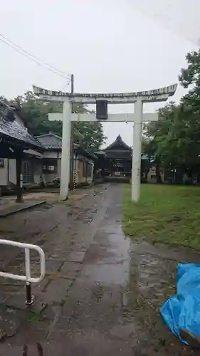 高彦根神社の鳥居