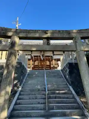 男山八幡宮の{uncategorized: "未分類", other: "その他", undefined: "問題あり", building: "その他建物", grave: "お墓", sacred_gate: "鳥居", guardian: "狛犬", statue: "像", buddha: "仏像", history: "歴史", nature: "自然", garden: "庭園", animal: "動物", pagoda: "塔", temizu: "手水舎", mountain_gate: "山門・神門", sanctuary: "本殿・本堂", subordinate: "末社・摂社", art: "芸術", scenery: "景色", jizo: "地蔵", ema: "絵馬", goshuin: "御朱印", omikuji: "おみくじ", items: "授与品その他", amulet: "お守り", goshuincho: "御朱印帳", eats: "食事", festival: "お祭り", votive_dance: "神楽", shichigosan: "七五三参", wedding: "結婚式", experience: "体験その他", initially: "初詣", around: "周辺", anti_infection: "感染症対策"}
