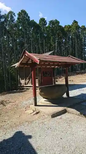 清水峯神社の手水舎