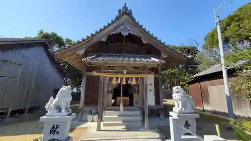 年毛神社の本殿・本堂