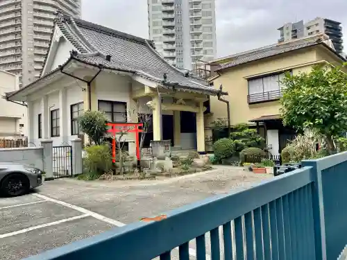 宗賢寺の{uncategorized: "未分類", other: "その他", undefined: "問題あり", building: "その他建物", grave: "お墓", sacred_gate: "鳥居", guardian: "狛犬", statue: "像", buddha: "仏像", history: "歴史", nature: "自然", garden: "庭園", animal: "動物", pagoda: "塔", temizu: "手水舎", mountain_gate: "山門・神門", sanctuary: "本殿・本堂", subordinate: "末社・摂社", art: "芸術", scenery: "景色", jizo: "地蔵", ema: "絵馬", goshuin: "御朱印", omikuji: "おみくじ", items: "授与品その他", amulet: "お守り", goshuincho: "御朱印帳", eats: "食事", festival: "お祭り", votive_dance: "神楽", shichigosan: "七五三参", wedding: "結婚式", experience: "体験その他", initially: "初詣", around: "周辺", anti_infection: "感染症対策"}