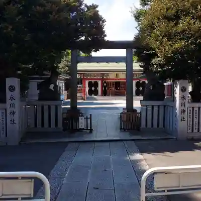 池袋氷川神社の鳥居