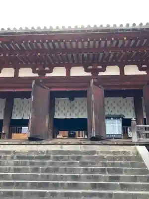 當麻寺の本殿・本堂