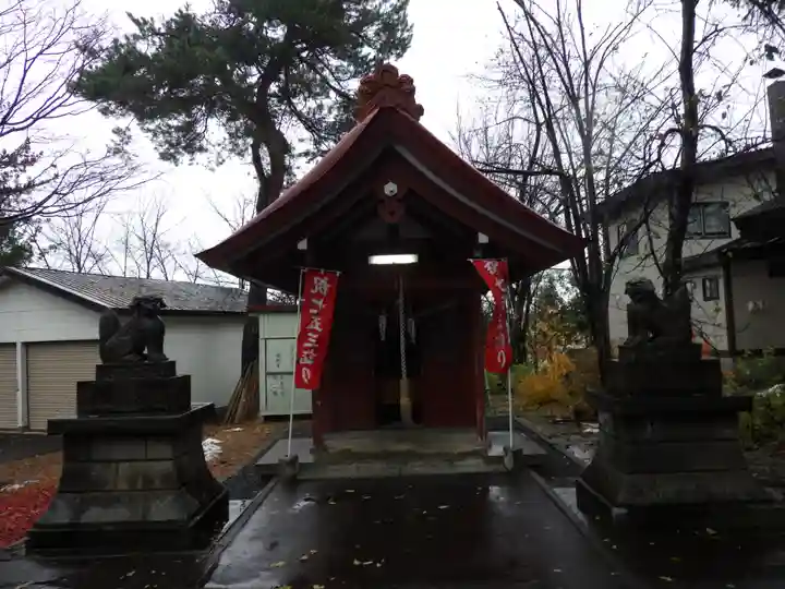 鷹栖神社の末社・摂社