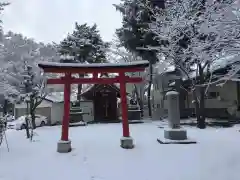 鷹栖神社の末社