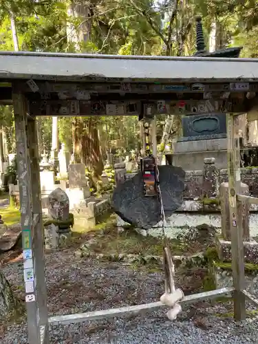高野山金剛峯寺奥の院(和歌山県)