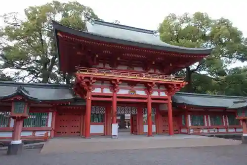 武蔵一宮氷川神社の山門