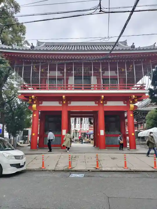 大須観音 (北野山真福寺宝生院)の山門・神門