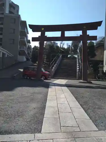 白金氷川神社の鳥居