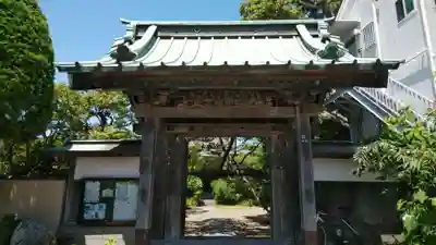 教恩寺の山門・神門