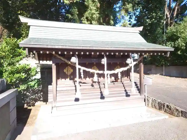 北新羽杉山神社の末社・摂社