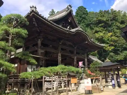 岡寺（龍蓋寺）の本殿