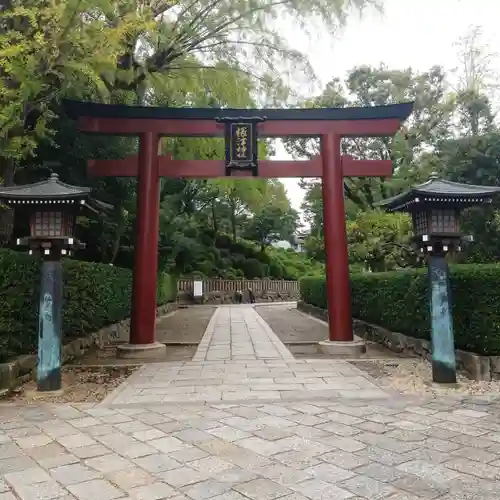 根津神社の鳥居