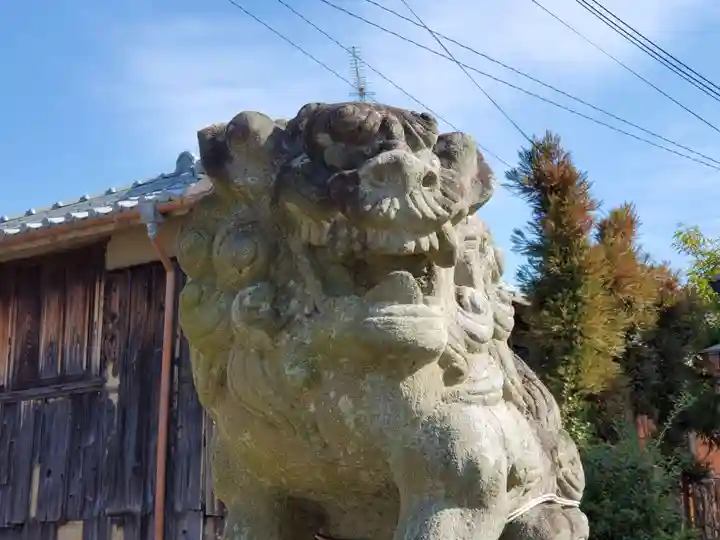 八幡神社の狛犬