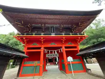 六所神社の山門・神門