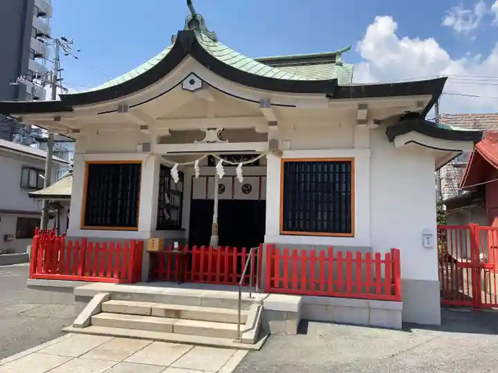 中村八幡神社の本殿・本堂