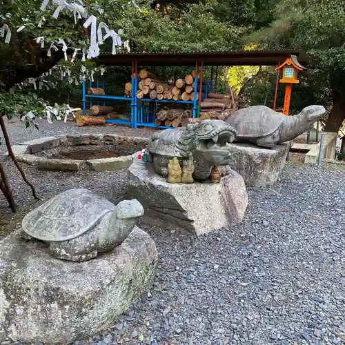 亀岡八幡宮の狛犬