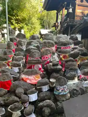 北向山不動院の{uncategorized: "未分類", other: "その他", undefined: "問題あり", building: "その他建物", grave: "お墓", sacred_gate: "鳥居", guardian: "狛犬", statue: "像", buddha: "仏像", history: "歴史", nature: "自然", garden: "庭園", animal: "動物", pagoda: "塔", temizu: "手水舎", mountain_gate: "山門・神門", sanctuary: "本殿・本堂", subordinate: "末社・摂社", art: "芸術", scenery: "景色", jizo: "地蔵", ema: "絵馬", goshuin: "御朱印", omikuji: "おみくじ", items: "授与品その他", amulet: "お守り", goshuincho: "御朱印帳", eats: "食事", festival: "お祭り", votive_dance: "神楽", shichigosan: "七五三参", wedding: "結婚式", experience: "体験その他", initially: "初詣", around: "周辺", anti_infection: "感染症対策"}