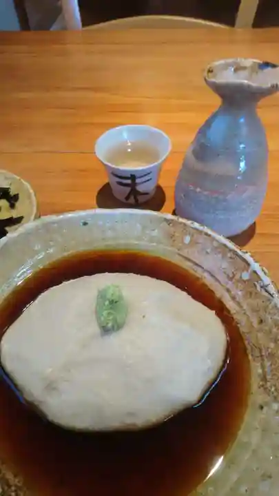 敢國神社の食事