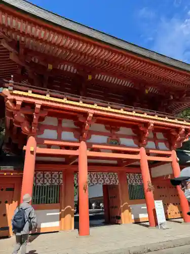 武蔵一宮氷川神社の{uncategorized: "未分類", other: "その他", undefined: "問題あり", building: "その他建物", grave: "お墓", sacred_gate: "鳥居", guardian: "狛犬", statue: "像", buddha: "仏像", history: "歴史", nature: "自然", garden: "庭園", animal: "動物", pagoda: "塔", temizu: "手水舎", mountain_gate: "山門・神門", sanctuary: "本殿・本堂", subordinate: "末社・摂社", art: "芸術", scenery: "景色", jizo: "地蔵", ema: "絵馬", goshuin: "御朱印", omikuji: "おみくじ", items: "授与品その他", amulet: "お守り", goshuincho: "御朱印帳", eats: "食事", festival: "お祭り", votive_dance: "神楽", shichigosan: "七五三参", wedding: "結婚式", experience: "体験その他", initially: "初詣", around: "周辺", anti_infection: "感染症対策"}