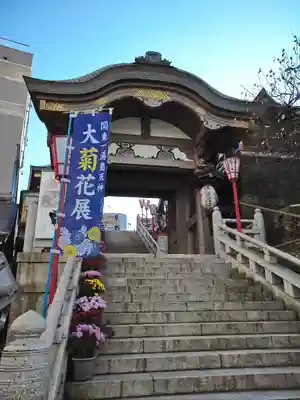 湯島天満宮の山門・神門