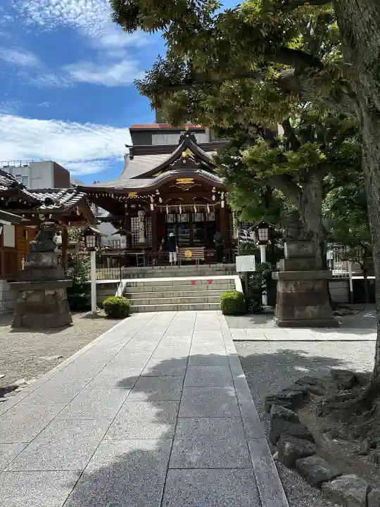大鳥神社の{uncategorized: "未分類", other: "その他", undefined: "問題あり", building: "その他建物", grave: "お墓", sacred_gate: "鳥居", guardian: "狛犬", statue: "像", buddha: "仏像", history: "歴史", nature: "自然", garden: "庭園", animal: "動物", pagoda: "塔", temizu: "手水舎", mountain_gate: "山門・神門", sanctuary: "本殿・本堂", subordinate: "末社・摂社", art: "芸術", scenery: "景色", jizo: "地蔵", ema: "絵馬", goshuin: "御朱印", omikuji: "おみくじ", items: "授与品その他", amulet: "お守り", goshuincho: "御朱印帳", eats: "食事", festival: "お祭り", votive_dance: "神楽", shichigosan: "七五三参", wedding: "結婚式", experience: "体験その他", initially: "初詣", around: "周辺", anti_infection: "感染症対策"}