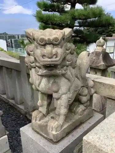 秋葉神社の狛犬