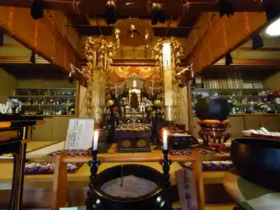 香泉寺の本殿・本堂