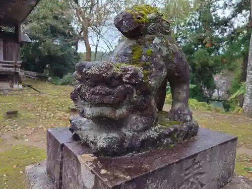 圓田神社の狛犬