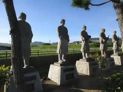 赤穂大石神社の像