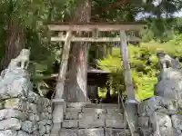十二所神社の{uncategorized: "未分類", other: "その他", undefined: "問題あり", building: "その他建物", grave: "お墓", sacred_gate: "鳥居", guardian: "狛犬", statue: "像", buddha: "仏像", history: "歴史", nature: "自然", garden: "庭園", animal: "動物", pagoda: "塔", temizu: "手水舎", mountain_gate: "山門・神門", sanctuary: "本殿・本堂", subordinate: "末社・摂社", art: "芸術", scenery: "景色", jizo: "地蔵", ema: "絵馬", goshuin: "御朱印", omikuji: "おみくじ", items: "授与品その他", amulet: "お守り", goshuincho: "御朱印帳", eats: "食事", festival: "お祭り", votive_dance: "神楽", shichigosan: "七五三参", wedding: "結婚式", experience: "体験その他", initially: "初詣", around: "周辺", anti_infection: "感染症対策"}