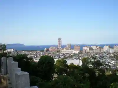 鷲尾愛宕神社の周辺