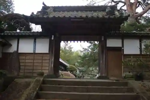 東昌寺の山門