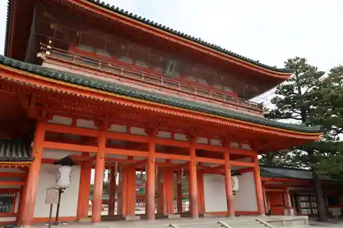 平安神宮の山門・神門