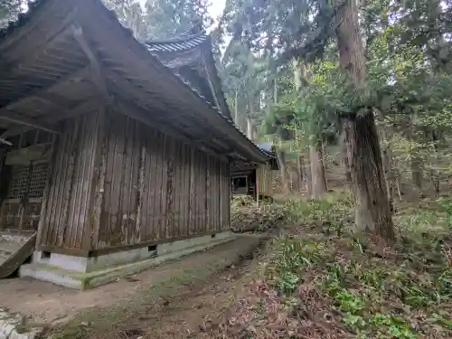 白山神社の{uncategorized: "未分類", other: "その他", undefined: "問題あり", building: "その他建物", grave: "お墓", sacred_gate: "鳥居", guardian: "狛犬", statue: "像", buddha: "仏像", history: "歴史", nature: "自然", garden: "庭園", animal: "動物", pagoda: "塔", temizu: "手水舎", mountain_gate: "山門・神門", sanctuary: "本殿・本堂", subordinate: "末社・摂社", art: "芸術", scenery: "景色", jizo: "地蔵", ema: "絵馬", goshuin: "御朱印", omikuji: "おみくじ", items: "授与品その他", amulet: "お守り", goshuincho: "御朱印帳", eats: "食事", festival: "お祭り", votive_dance: "神楽", shichigosan: "七五三参", wedding: "結婚式", experience: "体験その他", initially: "初詣", around: "周辺", anti_infection: "感染症対策"}