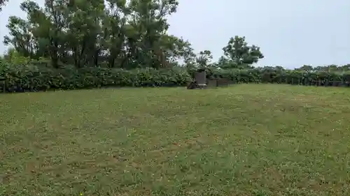 苫前神社の庭園