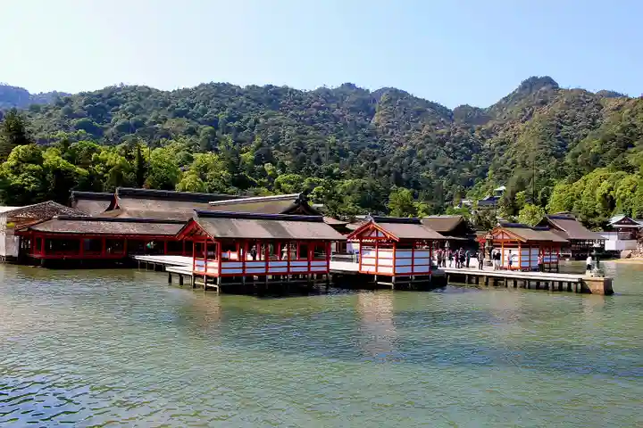 厳島神社(広島県)