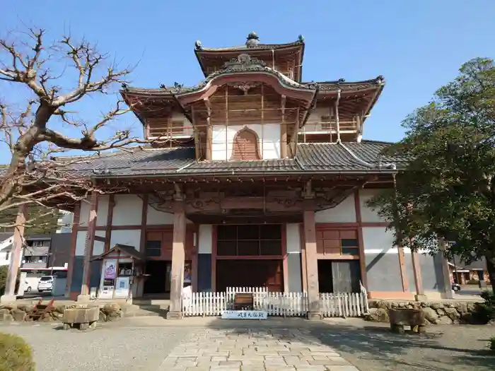 金鳳山 正法寺の本殿