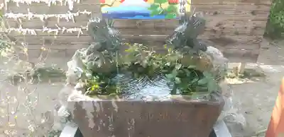 上里菅原神社の手水舎