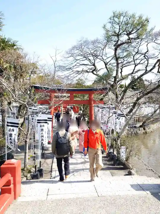 旗上弁財天社の{uncategorized: "未分類", other: "その他", undefined: "問題あり", building: "その他建物", grave: "お墓", sacred_gate: "鳥居", guardian: "狛犬", statue: "像", buddha: "仏像", history: "歴史", nature: "自然", garden: "庭園", animal: "動物", pagoda: "塔", temizu: "手水舎", mountain_gate: "山門・神門", sanctuary: "本殿・本堂", subordinate: "末社・摂社", art: "芸術", scenery: "景色", jizo: "地蔵", ema: "絵馬", goshuin: "御朱印", omikuji: "おみくじ", items: "授与品その他", amulet: "お守り", goshuincho: "御朱印帳", eats: "食事", festival: "お祭り", votive_dance: "神楽", shichigosan: "七五三参", wedding: "結婚式", experience: "体験その他", initially: "初詣", around: "周辺", anti_infection: "感染症対策"}