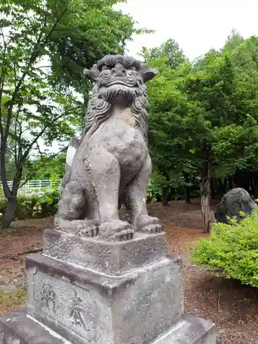 上芦別神社の狛犬