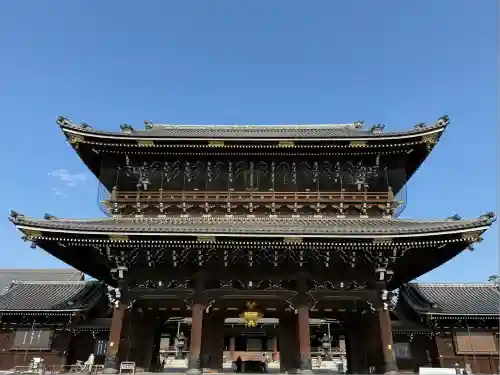 東本願寺（真宗本廟）の山門・神門