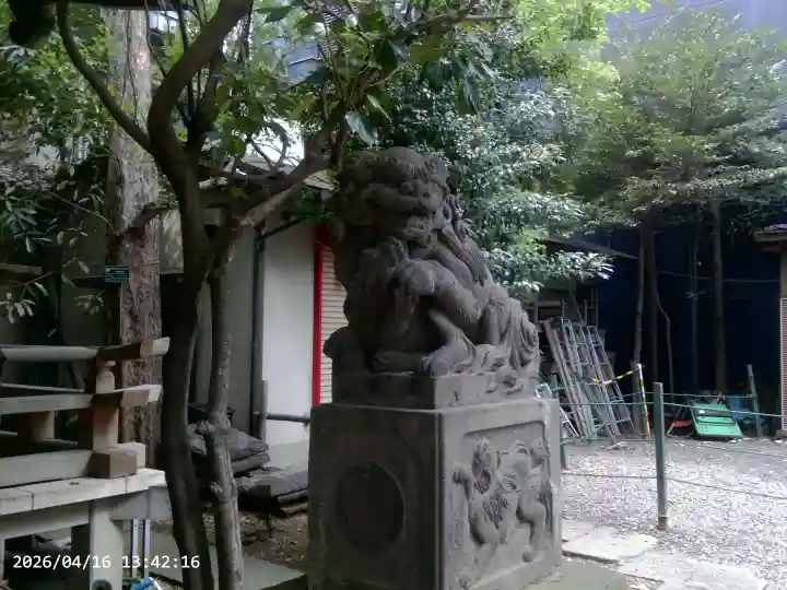 稲荷鬼王神社の{uncategorized: "未分類", other: "その他", undefined: "問題あり", building: "その他建物", grave: "お墓", sacred_gate: "鳥居", guardian: "狛犬", statue: "像", buddha: "仏像", history: "歴史", nature: "自然", garden: "庭園", animal: "動物", pagoda: "塔", temizu: "手水舎", mountain_gate: "山門・神門", sanctuary: "本殿・本堂", subordinate: "末社・摂社", art: "芸術", scenery: "景色", jizo: "地蔵", ema: "絵馬", goshuin: "御朱印", omikuji: "おみくじ", items: "授与品その他", amulet: "お守り", goshuincho: "御朱印帳", eats: "食事", festival: "お祭り", votive_dance: "神楽", shichigosan: "七五三参", wedding: "結婚式", experience: "体験その他", initially: "初詣", around: "周辺", anti_infection: "感染症対策"}