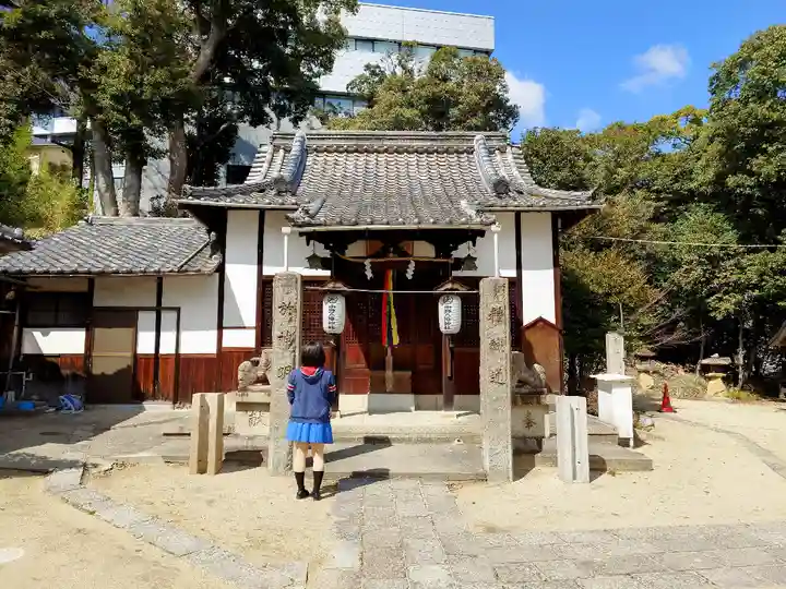 中野八幡神社の本殿・本堂