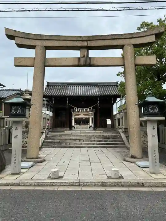 岡山神社の{uncategorized: "未分類", other: "その他", undefined: "問題あり", building: "その他建物", grave: "お墓", sacred_gate: "鳥居", guardian: "狛犬", statue: "像", buddha: "仏像", history: "歴史", nature: "自然", garden: "庭園", animal: "動物", pagoda: "塔", temizu: "手水舎", mountain_gate: "山門・神門", sanctuary: "本殿・本堂", subordinate: "末社・摂社", art: "芸術", scenery: "景色", jizo: "地蔵", ema: "絵馬", goshuin: "御朱印", omikuji: "おみくじ", items: "授与品その他", amulet: "お守り", goshuincho: "御朱印帳", eats: "食事", festival: "お祭り", votive_dance: "神楽", shichigosan: "七五三参", wedding: "結婚式", experience: "体験その他", initially: "初詣", around: "周辺", anti_infection: "感染症対策"}