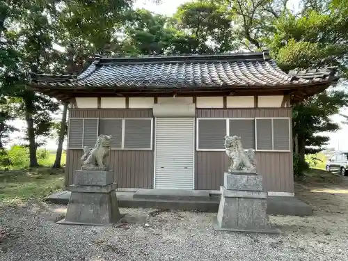 宇気比神社の{uncategorized: "未分類", other: "その他", undefined: "問題あり", building: "その他建物", grave: "お墓", sacred_gate: "鳥居", guardian: "狛犬", statue: "像", buddha: "仏像", history: "歴史", nature: "自然", garden: "庭園", animal: "動物", pagoda: "塔", temizu: "手水舎", mountain_gate: "山門・神門", sanctuary: "本殿・本堂", subordinate: "末社・摂社", art: "芸術", scenery: "景色", jizo: "地蔵", ema: "絵馬", goshuin: "御朱印", omikuji: "おみくじ", items: "授与品その他", amulet: "お守り", goshuincho: "御朱印帳", eats: "食事", festival: "お祭り", votive_dance: "神楽", shichigosan: "七五三参", wedding: "結婚式", experience: "体験その他", initially: "初詣", around: "周辺", anti_infection: "感染症対策"}
