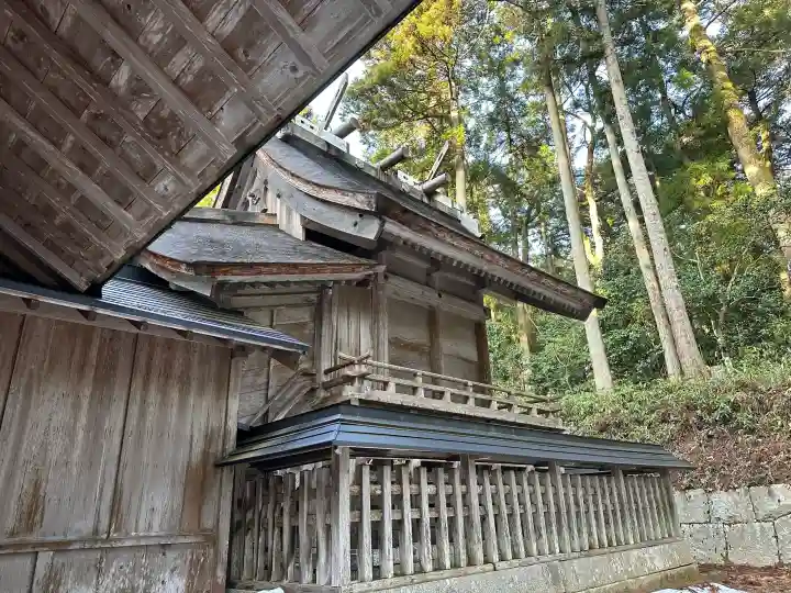 湯野神社の{uncategorized: "未分類", other: "その他", undefined: "問題あり", building: "その他建物", grave: "お墓", sacred_gate: "鳥居", guardian: "狛犬", statue: "像", buddha: "仏像", history: "歴史", nature: "自然", garden: "庭園", animal: "動物", pagoda: "塔", temizu: "手水舎", mountain_gate: "山門・神門", sanctuary: "本殿・本堂", subordinate: "末社・摂社", art: "芸術", scenery: "景色", jizo: "地蔵", ema: "絵馬", goshuin: "御朱印", omikuji: "おみくじ", items: "授与品その他", amulet: "お守り", goshuincho: "御朱印帳", eats: "食事", festival: "お祭り", votive_dance: "神楽", shichigosan: "七五三参", wedding: "結婚式", experience: "体験その他", initially: "初詣", around: "周辺", anti_infection: "感染症対策"}