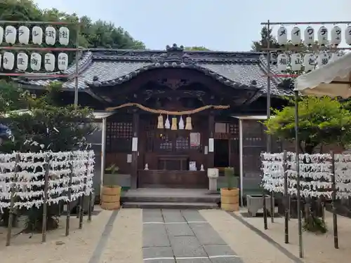 三蔵稲荷神社の本殿